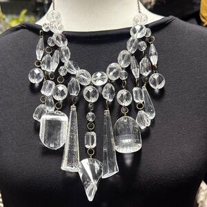 Elegant Vintage Crystal Statement Necklace